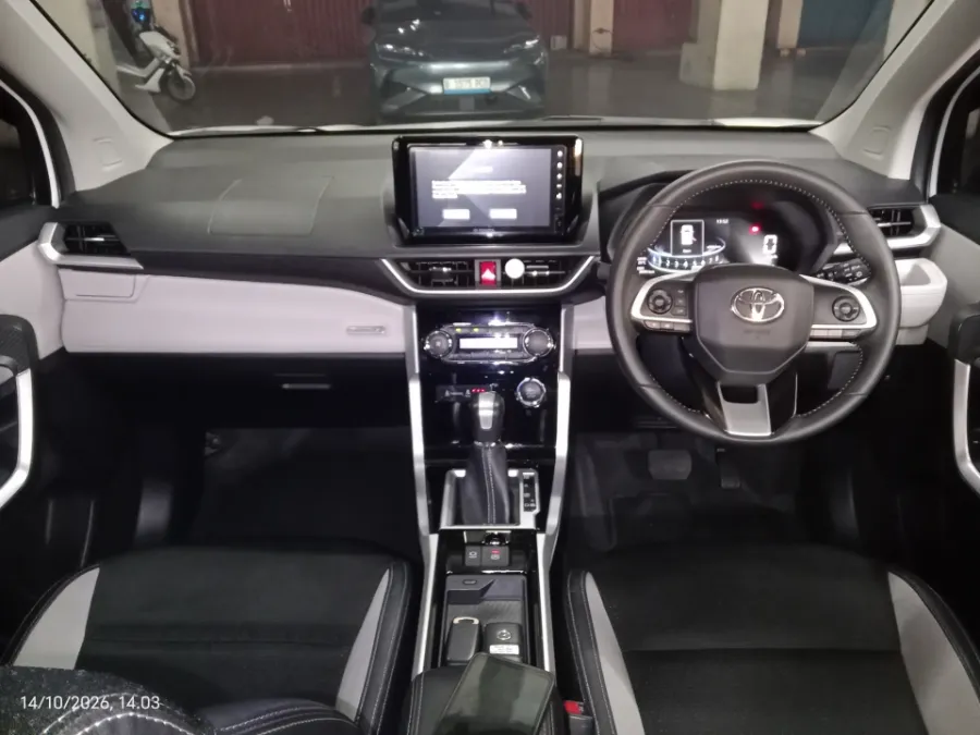 Foto Mobil Bekas Dashboard Toyota Veloz 1.5 Q tahun 2022