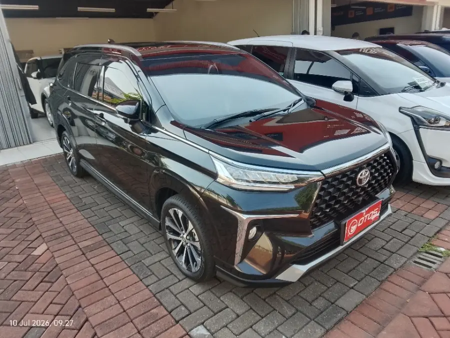 Foto Mobil Bekas Kanan Depan Toyota Veloz 1.5 Q tahun 2022