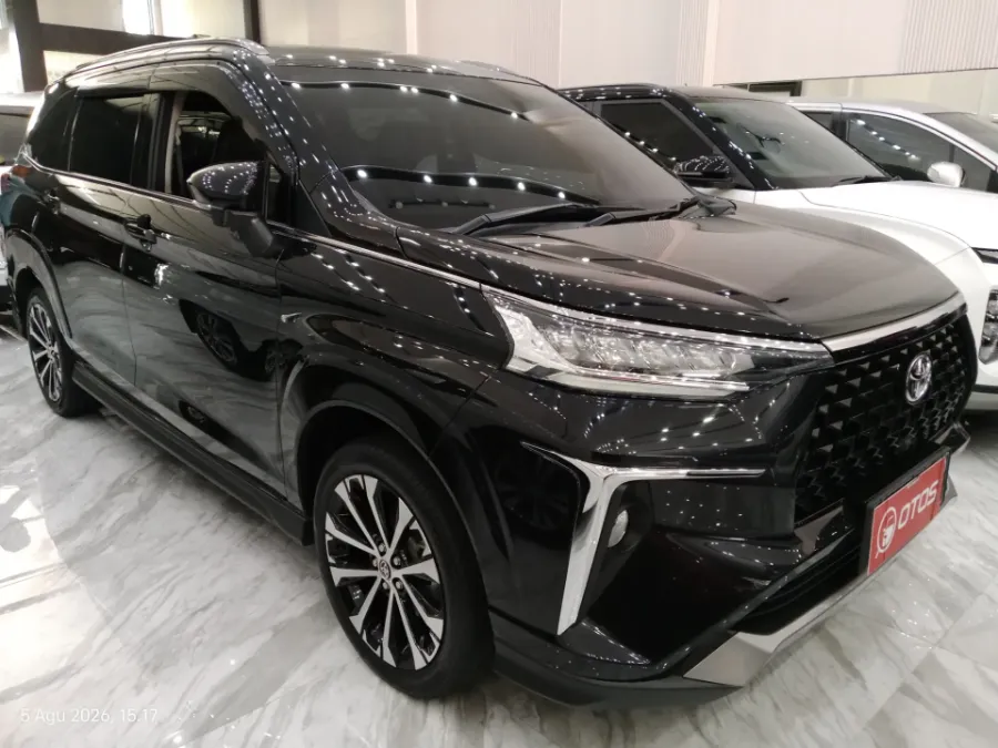 Foto Mobil Bekas Kanan Depan Toyota Veloz 1.5 Q tahun 2022
