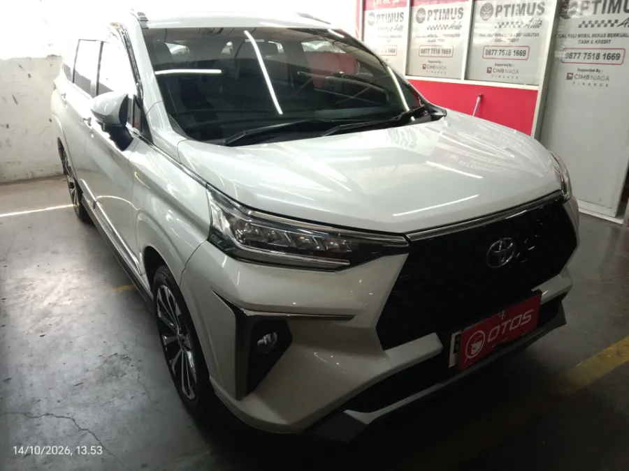 Foto Mobil Bekas Kanan Depan Toyota Veloz 1.5 Q tahun 2022