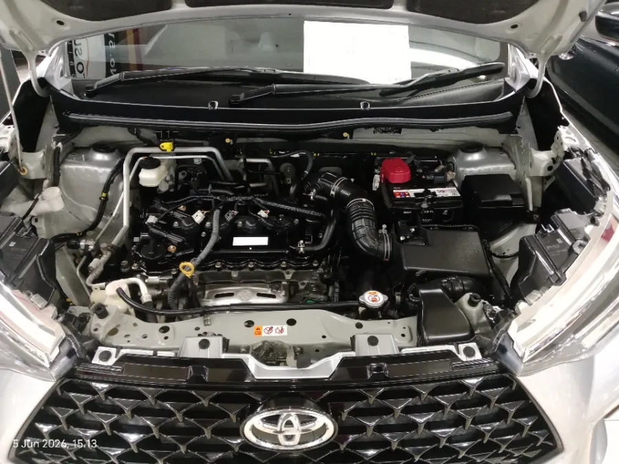 Foto Mobil Bekas Mesin Toyota Veloz 1.5 Q tahun 2022