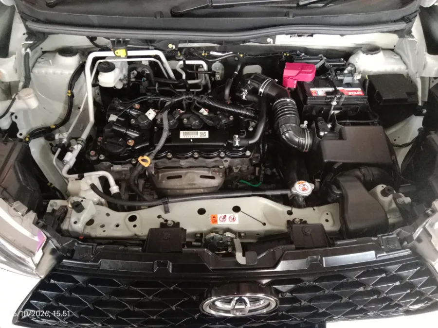 Foto Mobil Bekas Mesin Toyota Veloz 1.5 Q tahun 2022