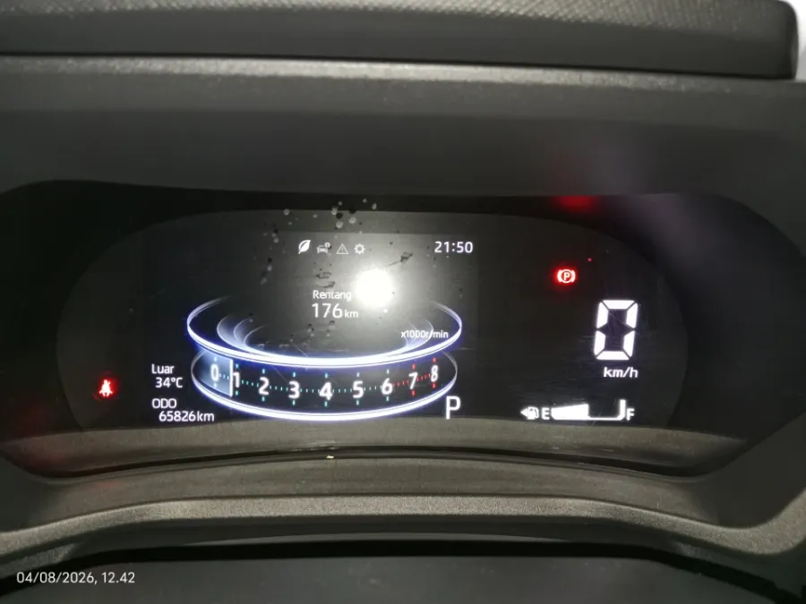 Foto Mobil Bekas Odometer Toyota Veloz 1.5 Q tahun 2022