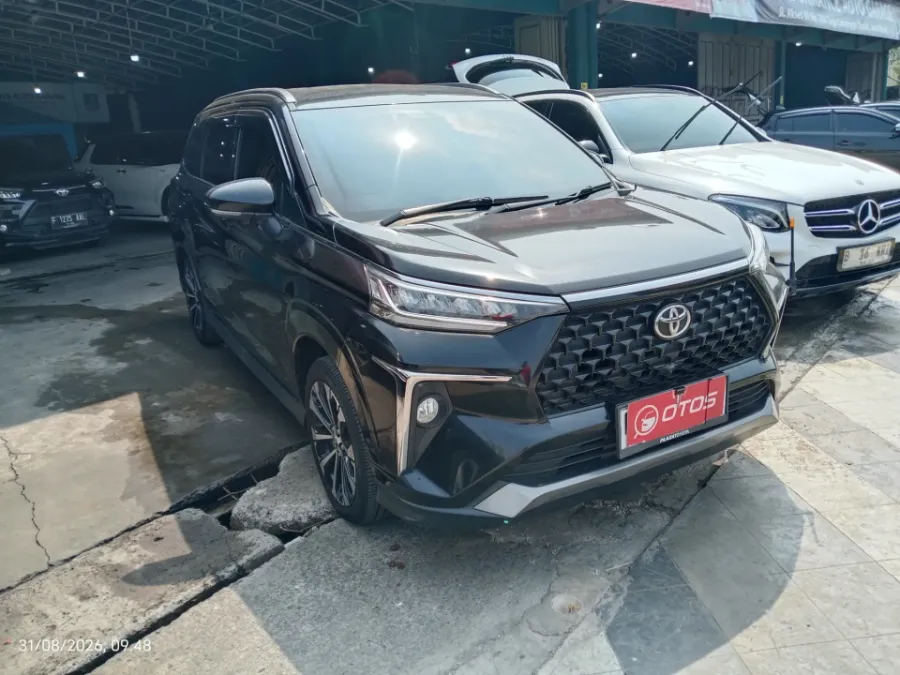 Foto Mobil Bekas Kanan Depan Toyota Veloz 1.5 Q tahun 2023