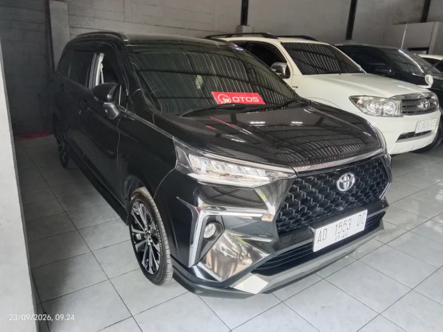 Foto Mobil Bekas Kanan Depan Toyota Veloz 1.5 Q tahun 2023
