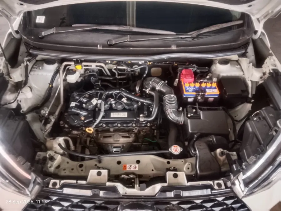 Foto Mobil Bekas Mesin Toyota Veloz 1.5 Q tahun 2024