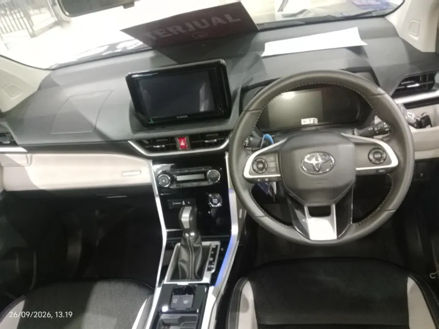 Foto Mobil Bekas Dashboard Toyota Veloz 1.5 Q tahun 2025
