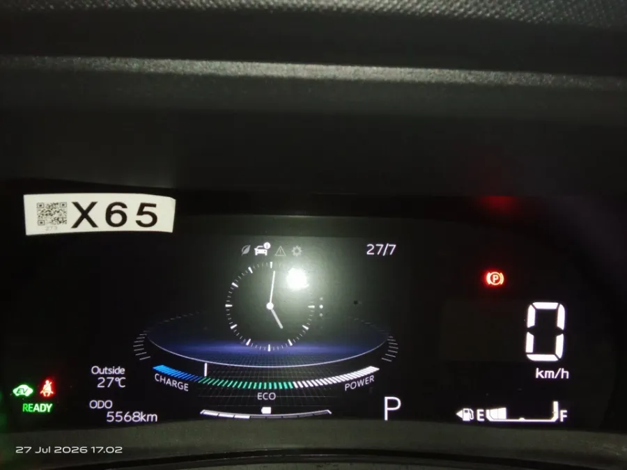 Foto Mobil Bekas Odometer Toyota Veloz 1.5 Q Modellista tahun 2026
