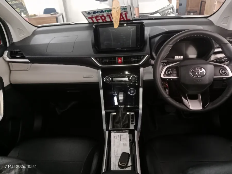 Foto Mobil Bekas Dashboard Toyota Veloz 1.5 Q TSS tahun 2022