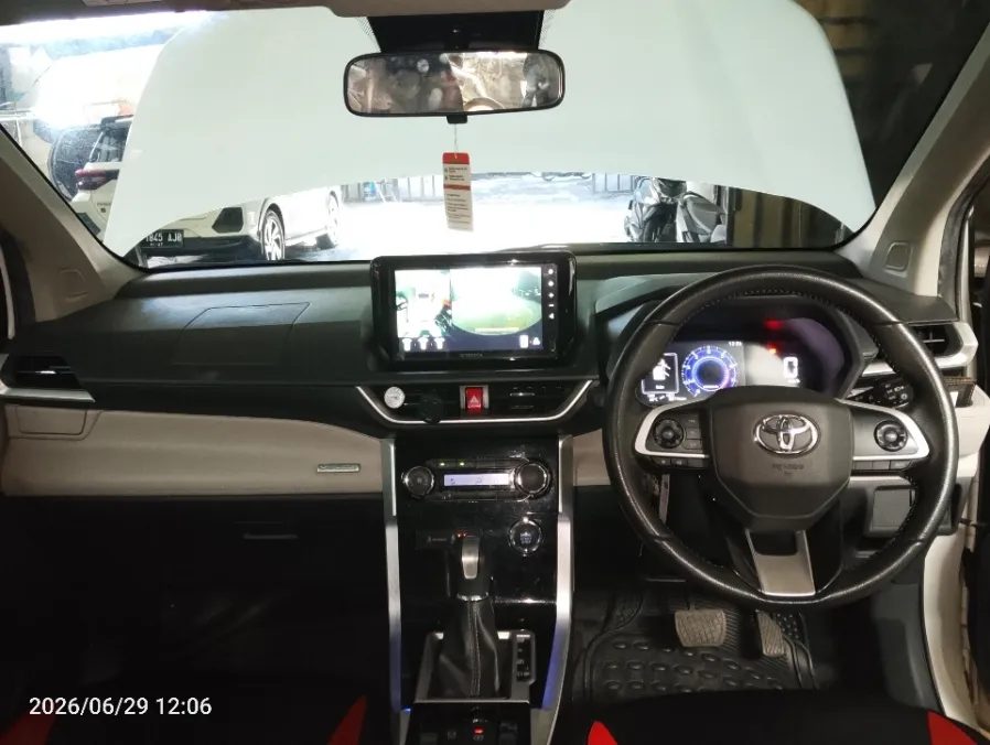Foto Mobil Bekas Dashboard Toyota Veloz 1.5 Q TSS tahun 2022