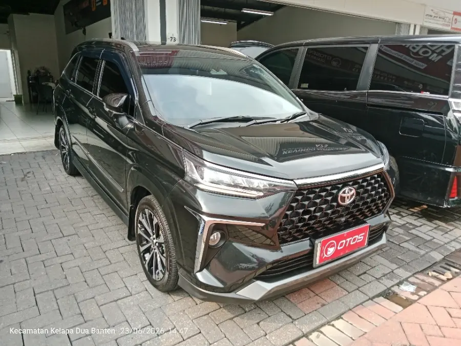 Foto Mobil Bekas Kanan Depan Toyota Veloz 1.5 Q TSS tahun 2022