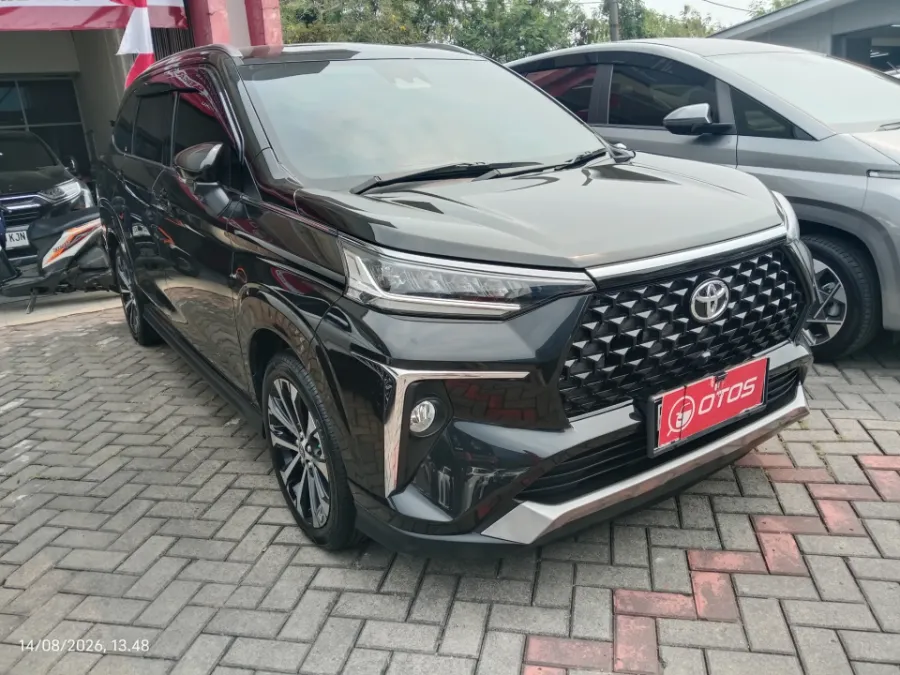 Foto Mobil Bekas Kanan Depan Toyota Veloz 1.5 Q TSS tahun 2022
