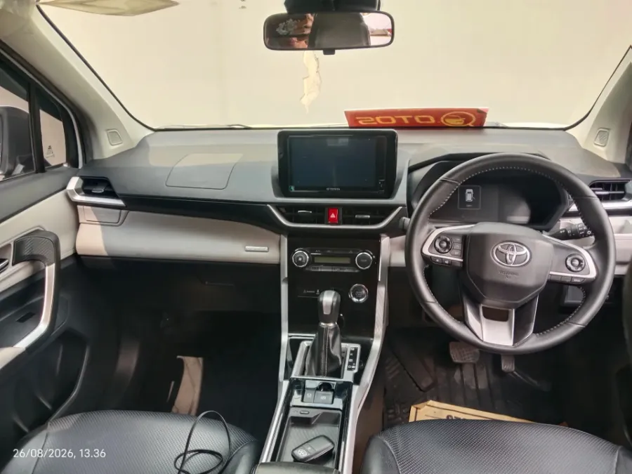 Foto Mobil Bekas Dashboard Toyota Veloz 1.5 Q TSS tahun 2023