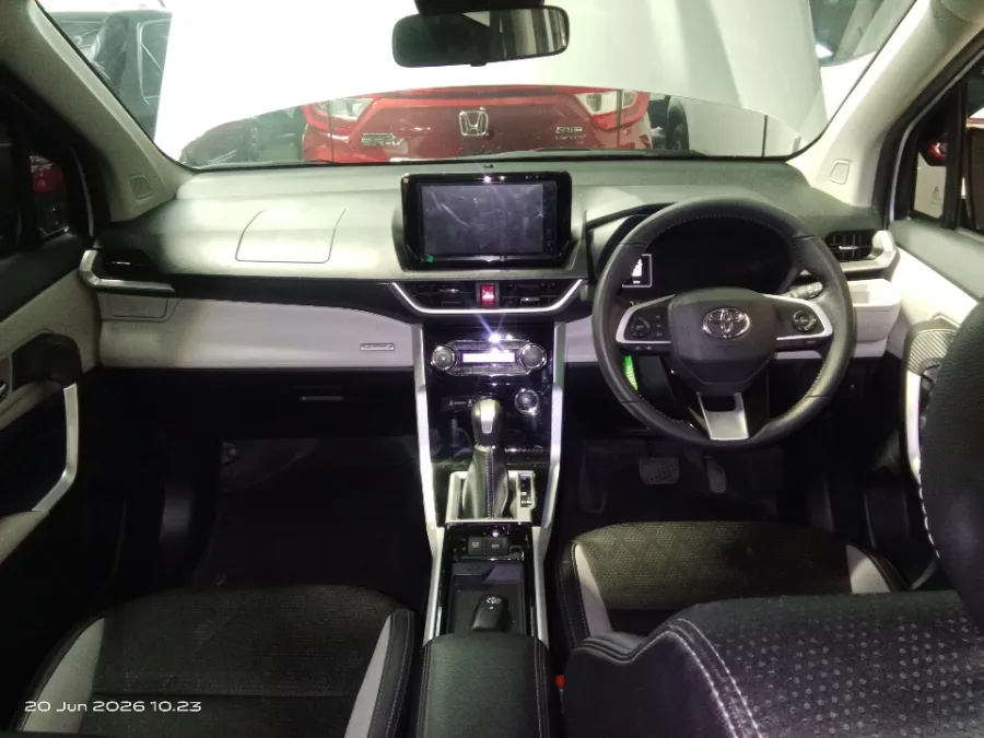 Foto Mobil Bekas Dashboard Toyota Veloz 1.5 Q TSS tahun 2024