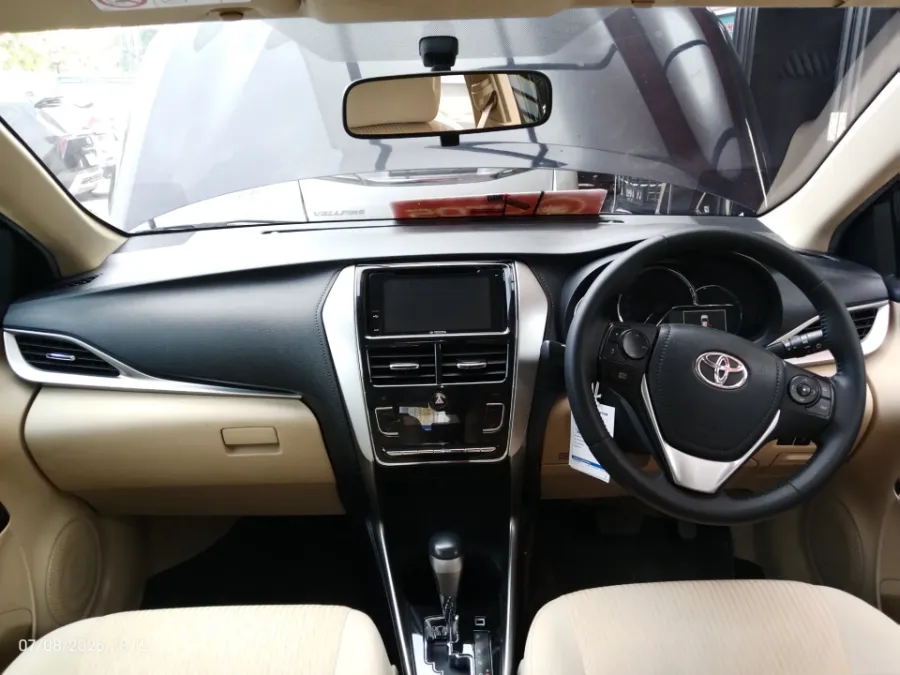 Foto Mobil Bekas Dashboard Toyota Vios 1.5 G tahun 2019