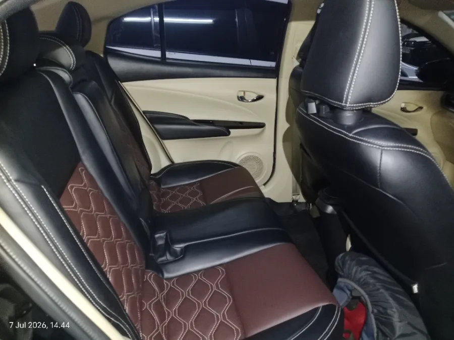 Foto Mobil Bekas Kabin Belakang Toyota Vios 1.5 G tahun 2021