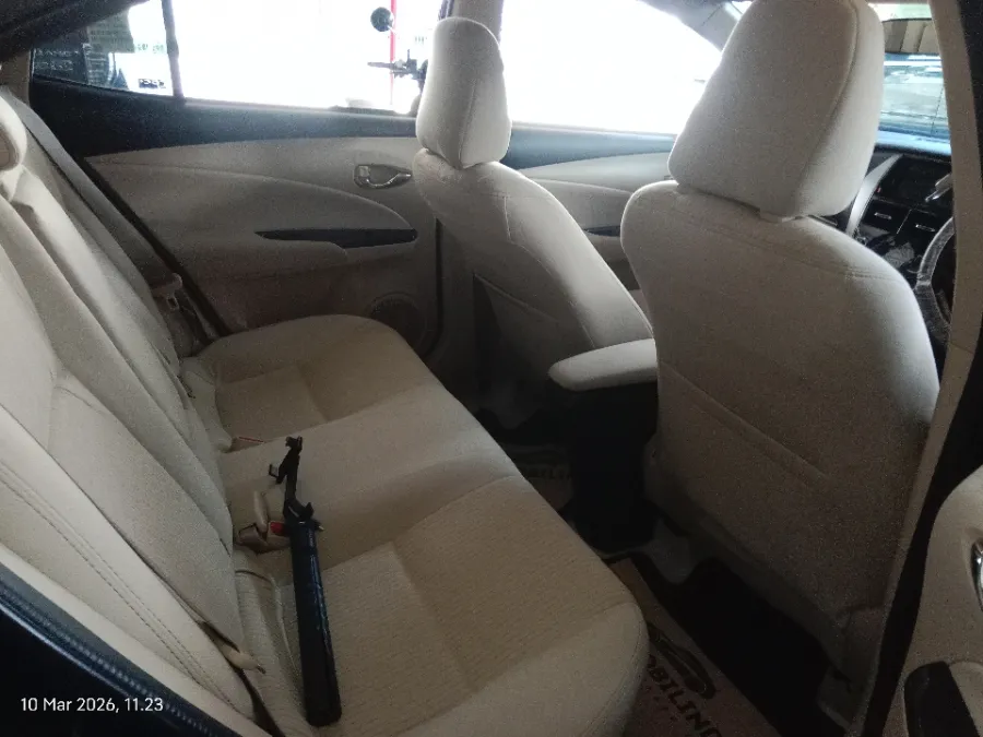 Foto Mobil Bekas Kabin Belakang Toyota Vios 1.5 G tahun 2021