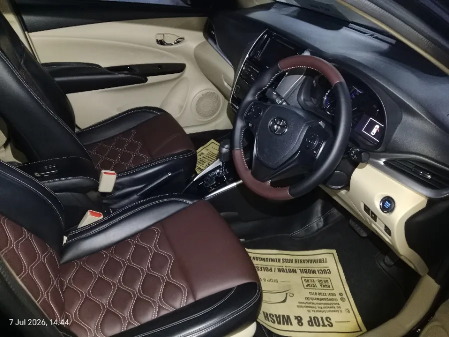 Foto Mobil Bekas Kabin Depan Toyota Vios 1.5 G tahun 2021