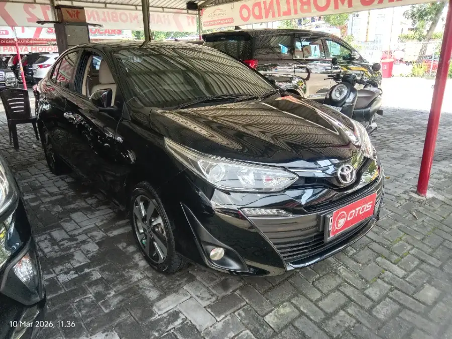 Foto Mobil Bekas Kanan Depan Toyota Vios 1.5 G tahun 2021