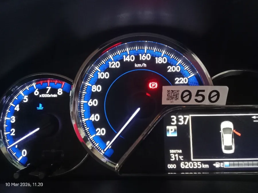 Foto Mobil Bekas Odometer Toyota Vios 1.5 G tahun 2021