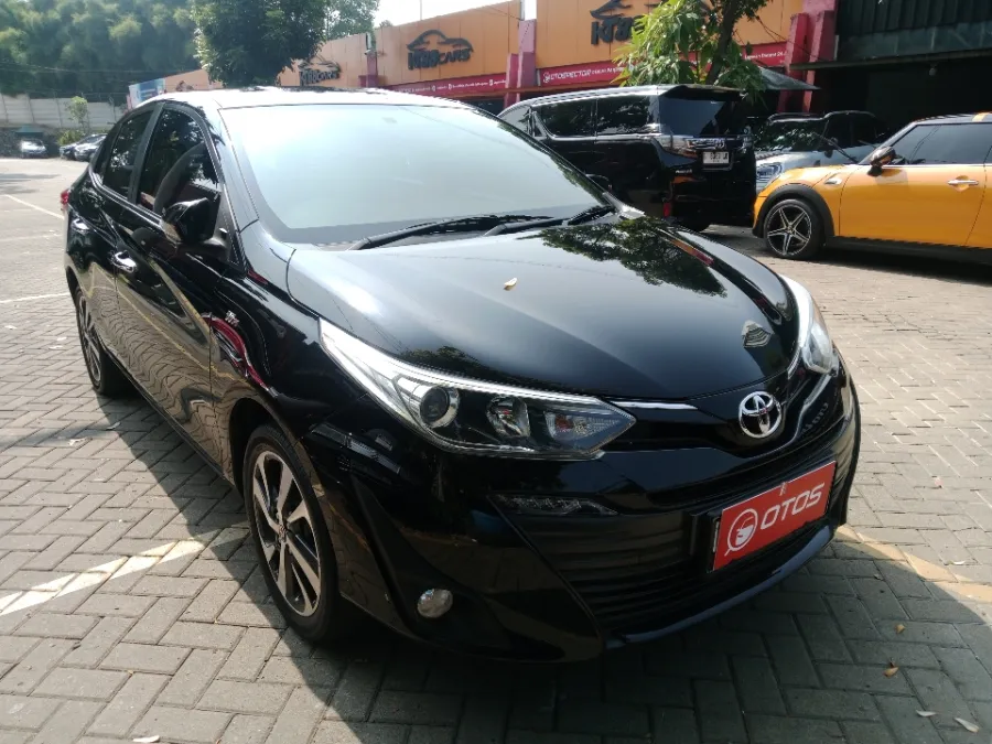 Foto Mobil Bekas Kanan Depan Toyota Vios 1.5 G tahun 2022