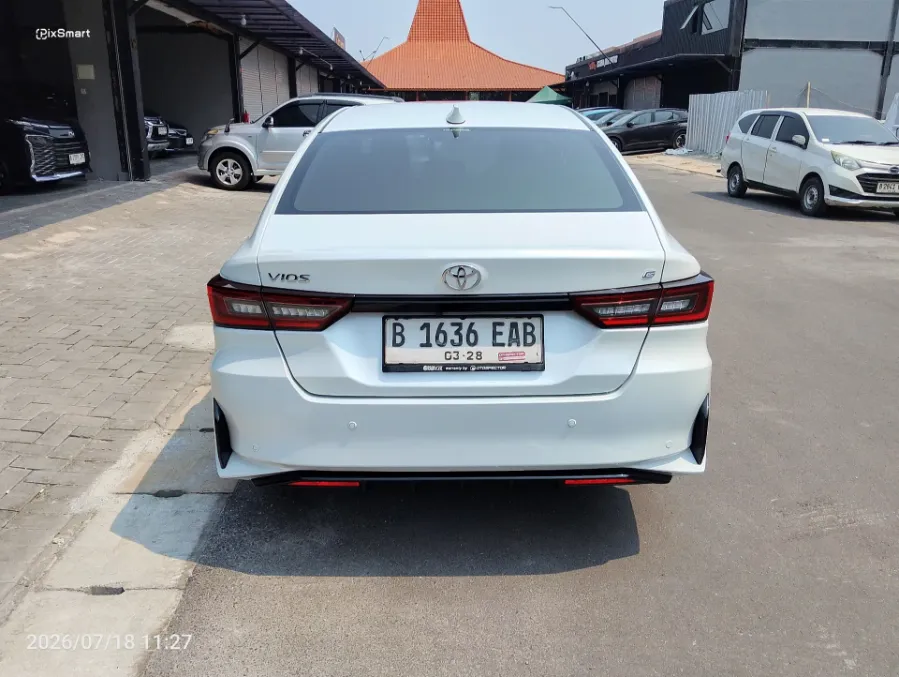 Foto Mobil Bekas Tampak Belakang Toyota Vios 1.5 G tahun 2023