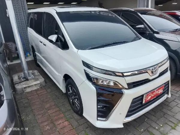 2018 Toyota Voxy 2.0