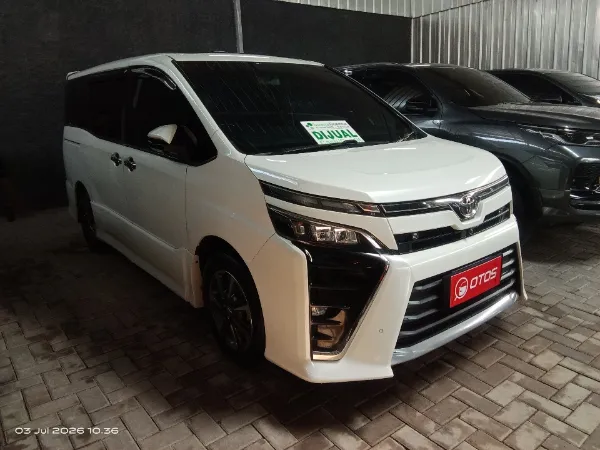2018 Toyota Voxy 2.0