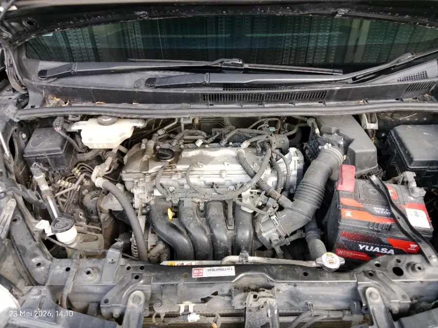 Foto Mobil Bekas Mesin Toyota Voxy 2.0 tahun 2018