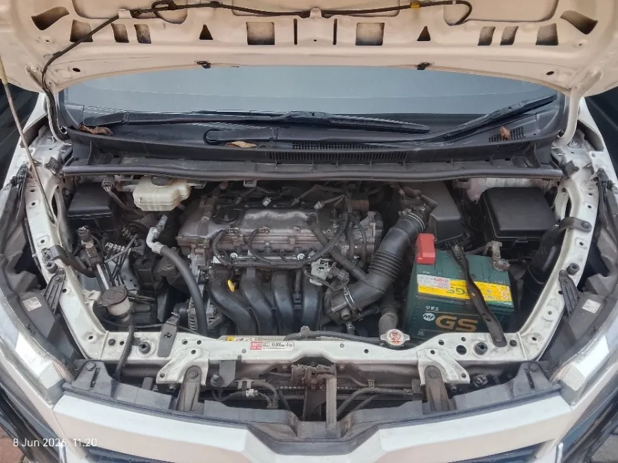 Foto Mobil Bekas Mesin Toyota Voxy 2.0 tahun 2018