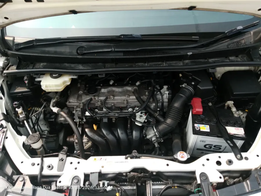 Foto Mobil Bekas Mesin Toyota Voxy 2.0 tahun 2018