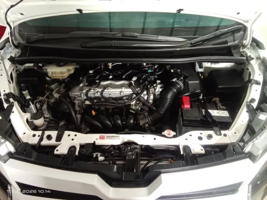 Foto Mobil Bekas Mesin Toyota Voxy 2.0 tahun 2018
