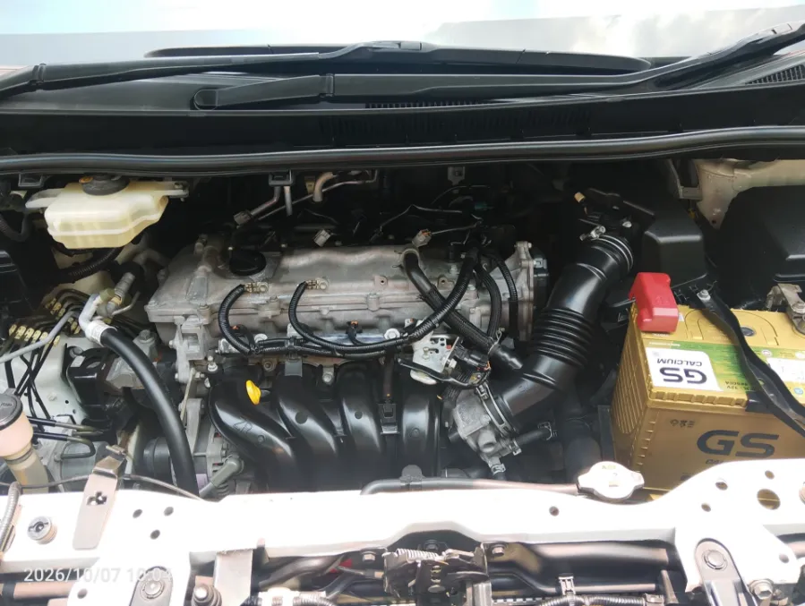 Foto Mobil Bekas Mesin Toyota Voxy 2.0 tahun 2018