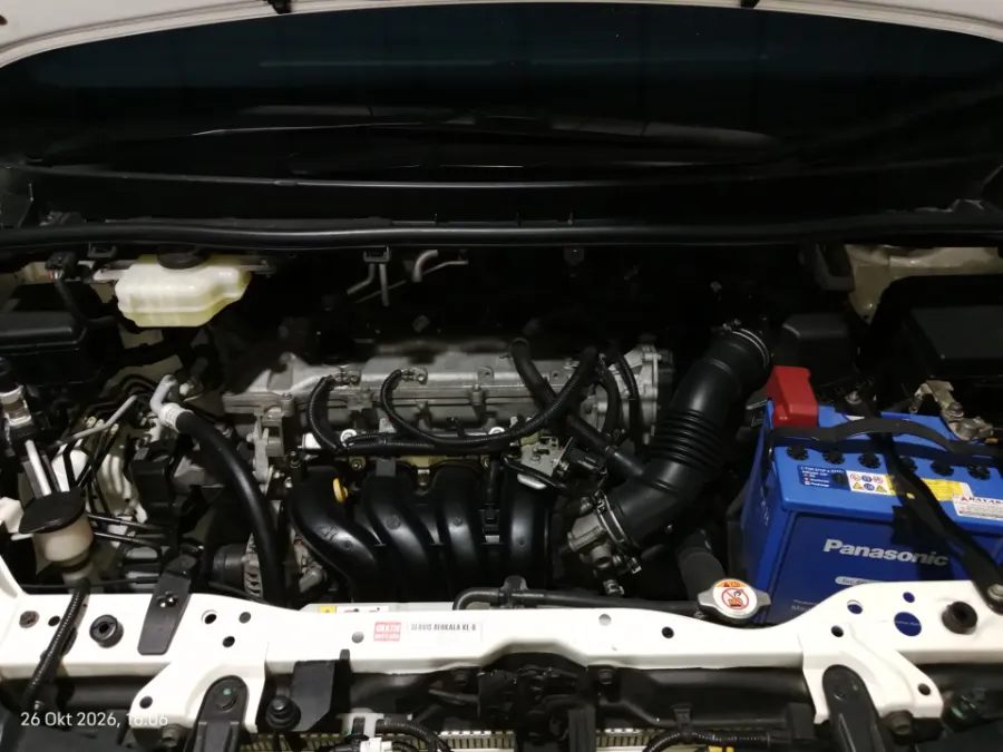 Foto Mobil Bekas Mesin Toyota Voxy 2.0 tahun 2018