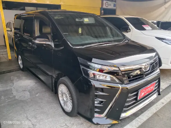 2019 Toyota Voxy 2.0