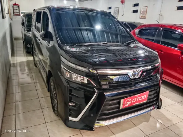 2019 Toyota Voxy 2.0