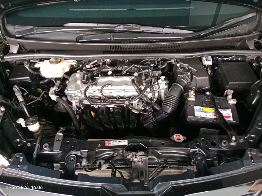 Foto Mobil Bekas Mesin Toyota Voxy 2.0 tahun 2019