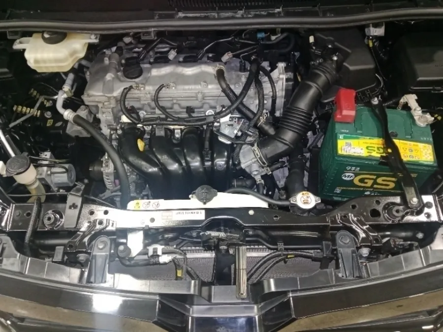 Foto Mobil Bekas Mesin Toyota Voxy 2.0 tahun 2019