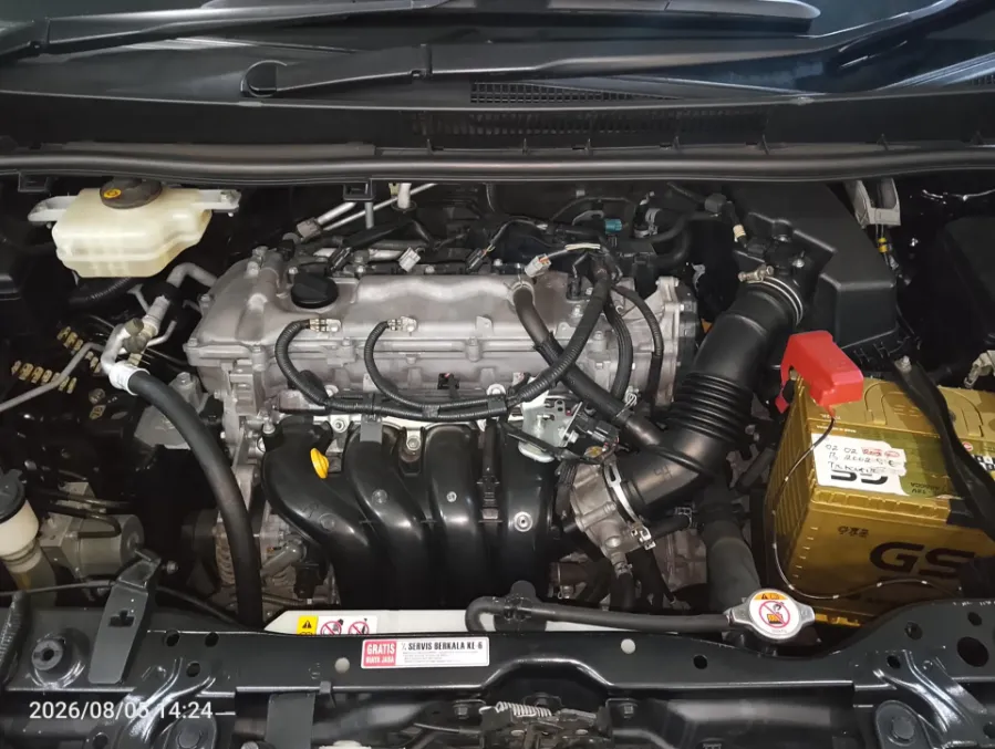 Foto Mobil Bekas Mesin Toyota Voxy 2.0 tahun 2019