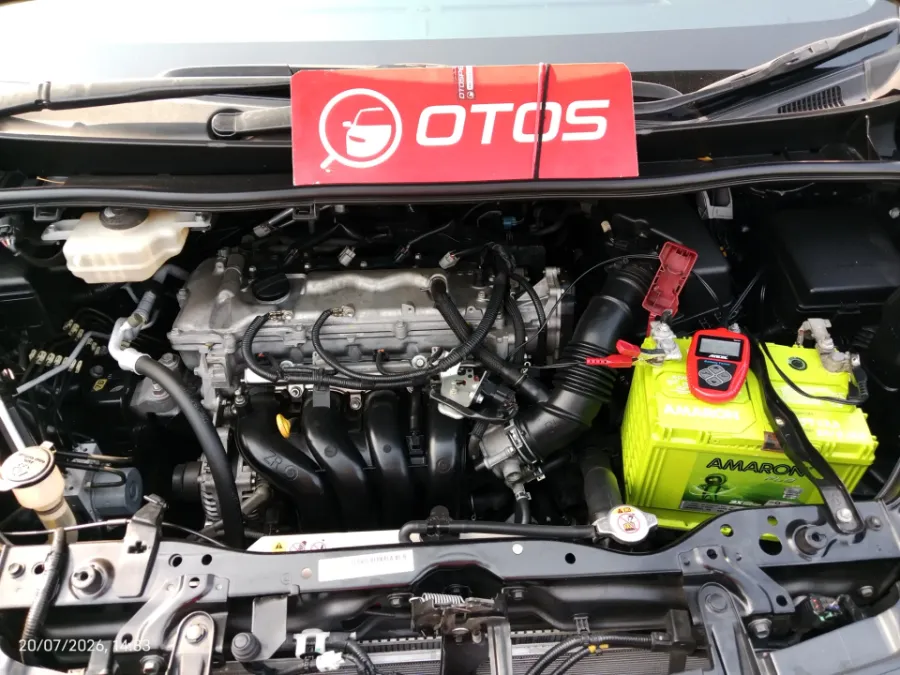 Foto Mobil Bekas Mesin Toyota Voxy 2.0 tahun 2020
