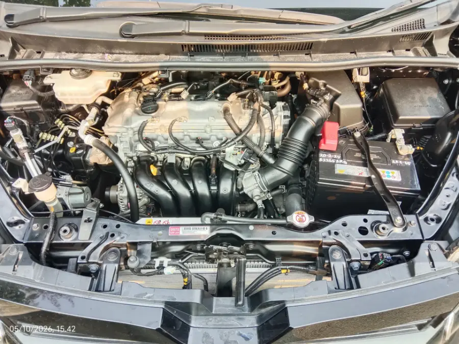 Foto Mobil Bekas Mesin Toyota Voxy 2.0 tahun 2020