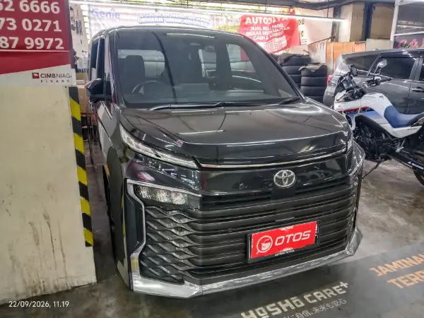 2022 Toyota Voxy 2.0