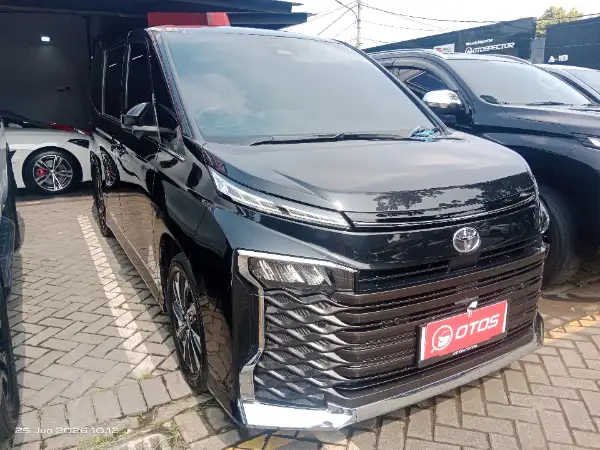2024 Toyota Voxy 2.0