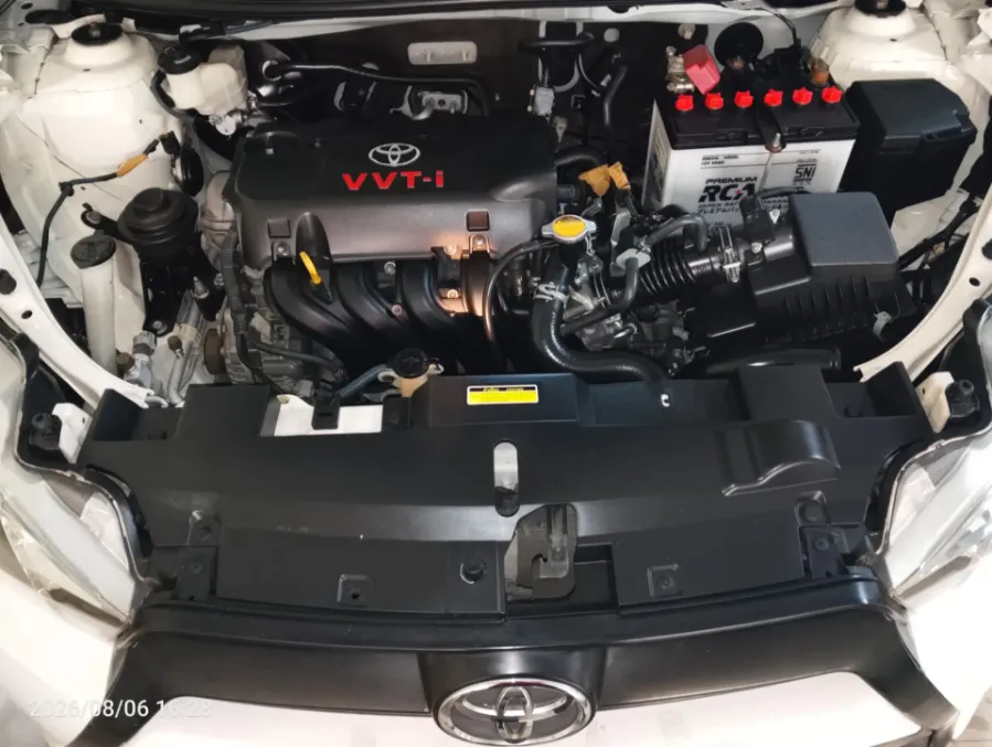 Foto Mobil Bekas Mesin Toyota Yaris 1.5 E tahun 2016