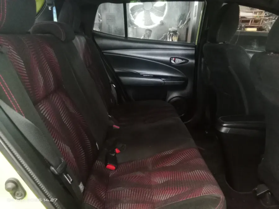 Foto Mobil Bekas Kabin Belakang Toyota Yaris 1.5 GR sport tahun 2022