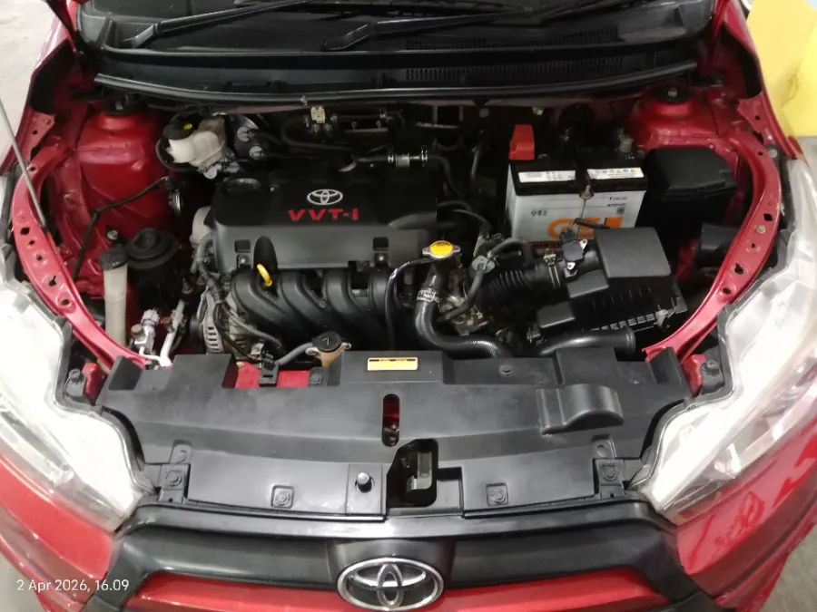 Foto Mobil Bekas Mesin Toyota Yaris 1.5 S tahun 2014