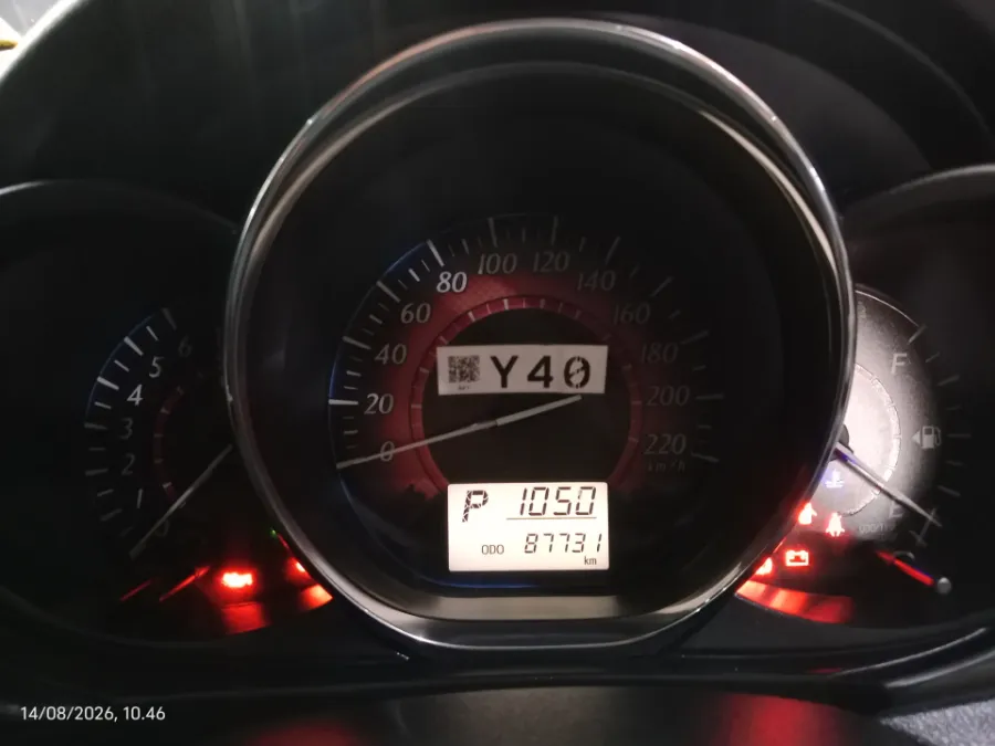 Foto Mobil Bekas Odometer Toyota Yaris 1.5 S tahun 2016