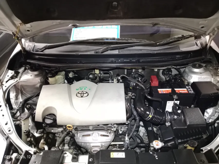 Foto Mobil Bekas Mesin Toyota Yaris 1.5 S tahun 2017