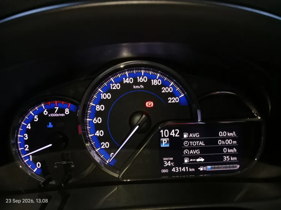 Foto Mobil Bekas Odometer Toyota Yaris 1.5 S tahun 2020