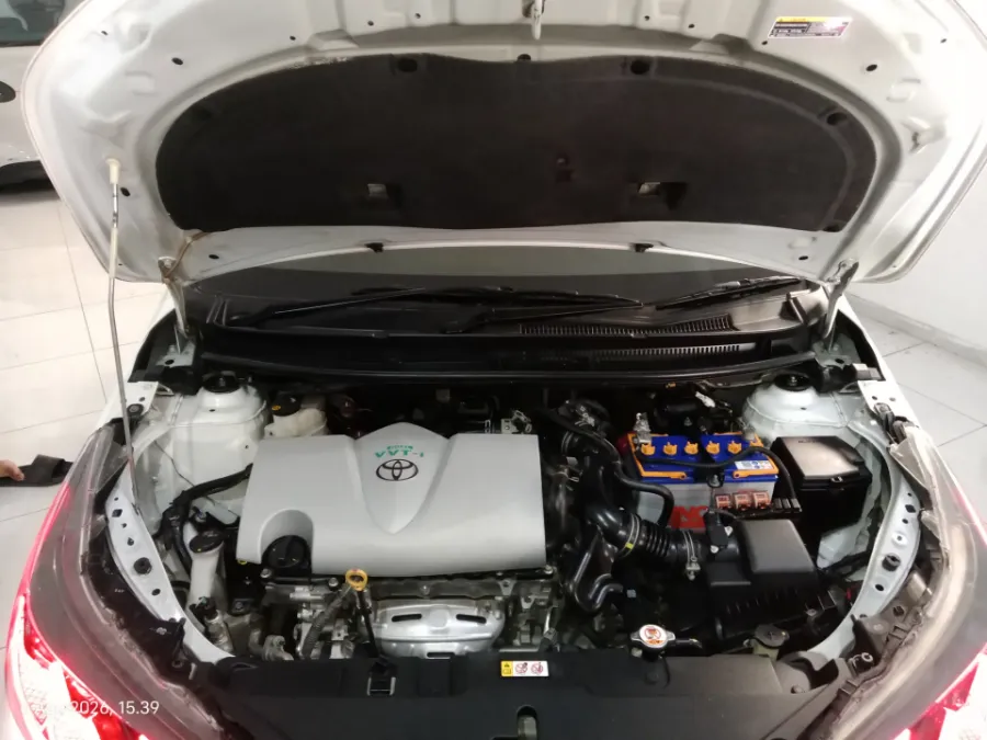 Foto Mobil Bekas Mesin Toyota Yaris 1.5 S tahun 2021